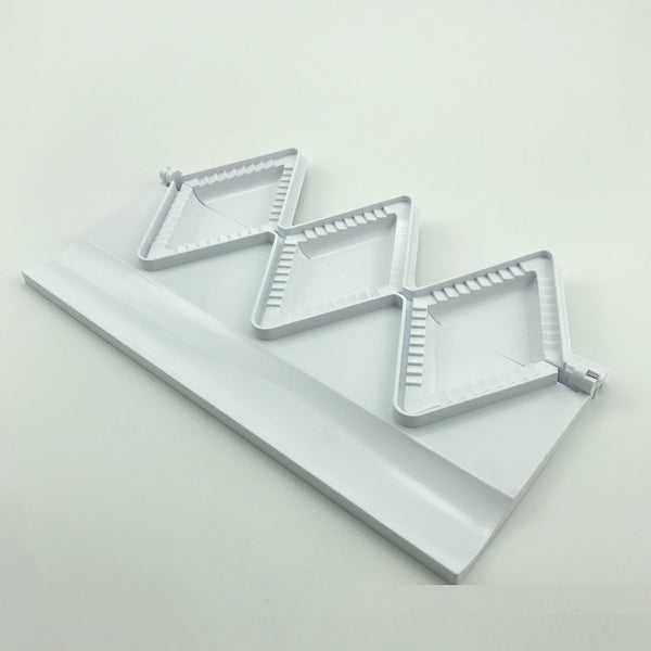 Kitchen Gadgets Triangular Dumpling Mould